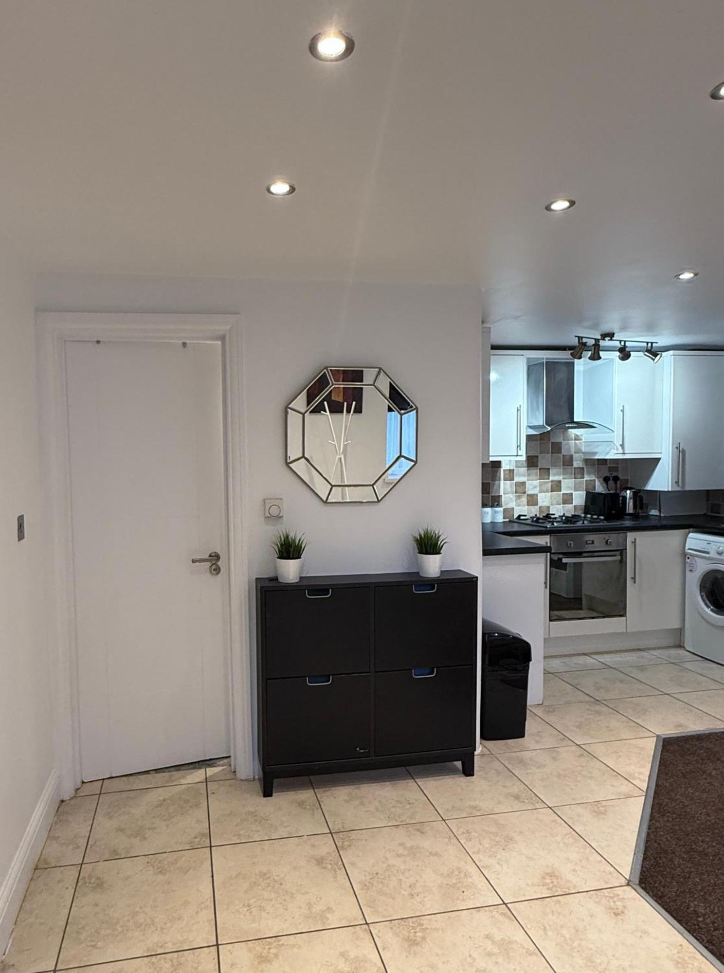 Cosy Guest Suite, West London Hounslow Buitenkant foto