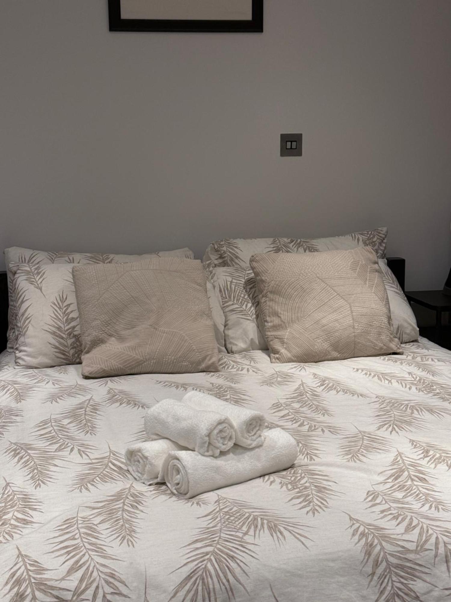 Cosy Guest Suite, West London Hounslow Buitenkant foto